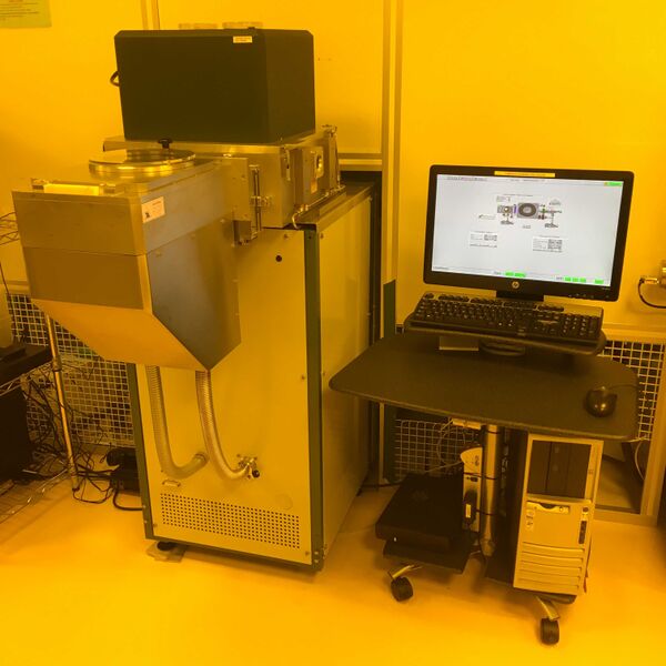 File:PECVD Oxford-System-100.jpg